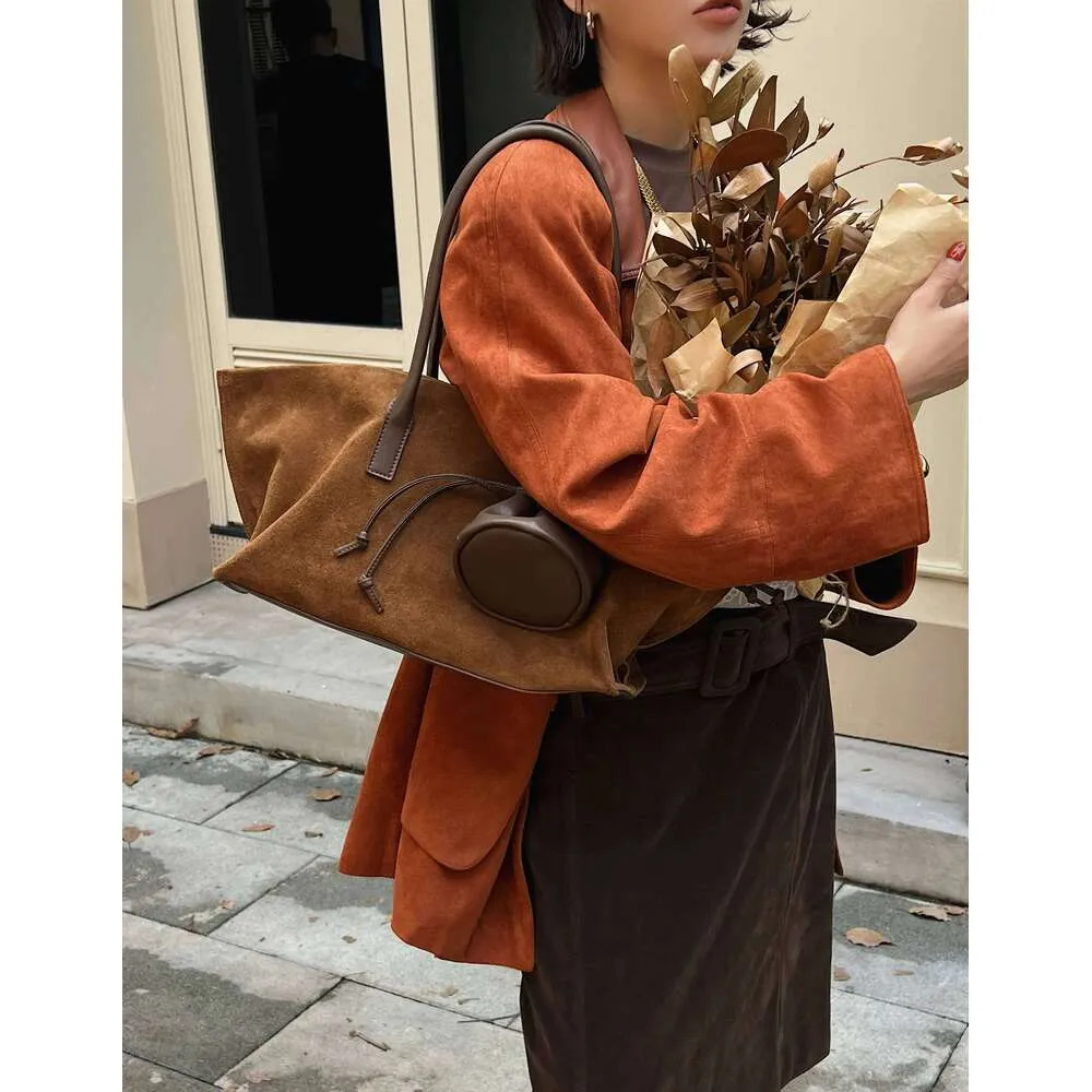 Borsa a spalla da donna in camoscio oversize tote casual di lusso_voghion.com