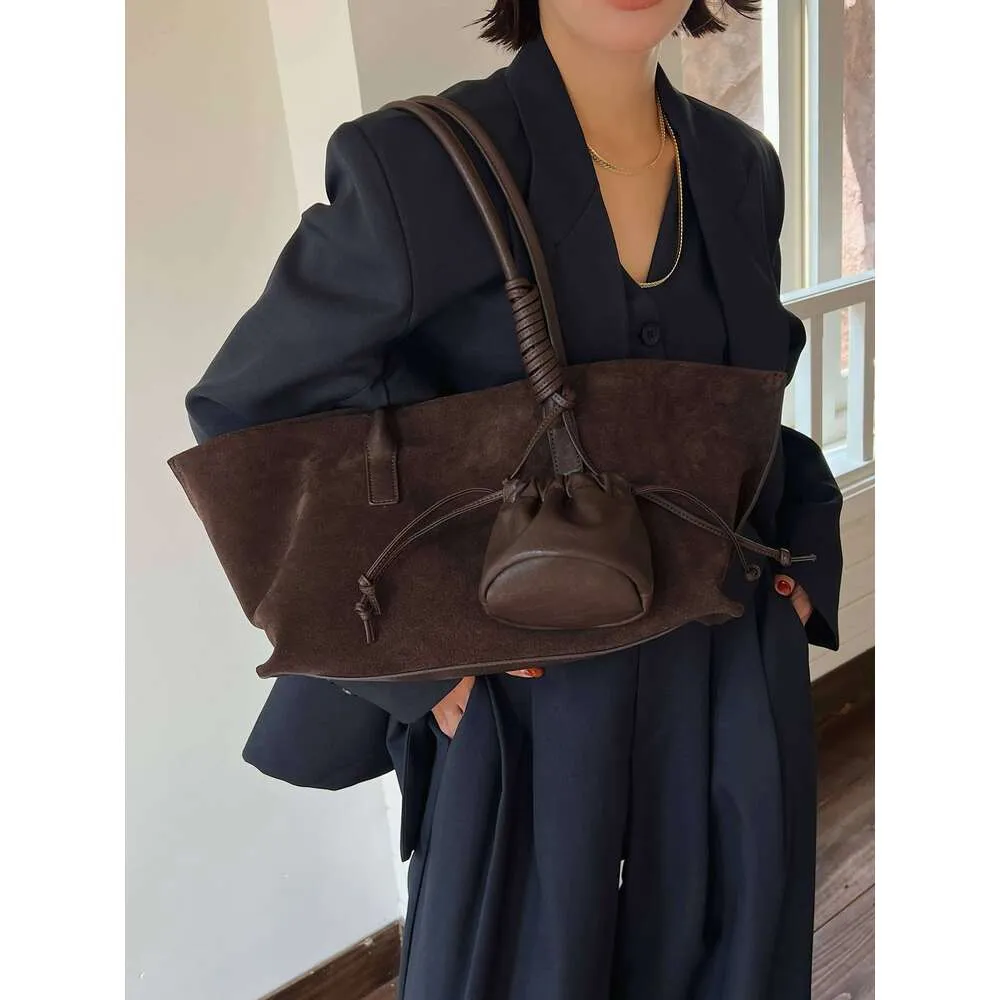 Borsa a spalla da donna in camoscio oversize tote casual di lusso_voghion.com