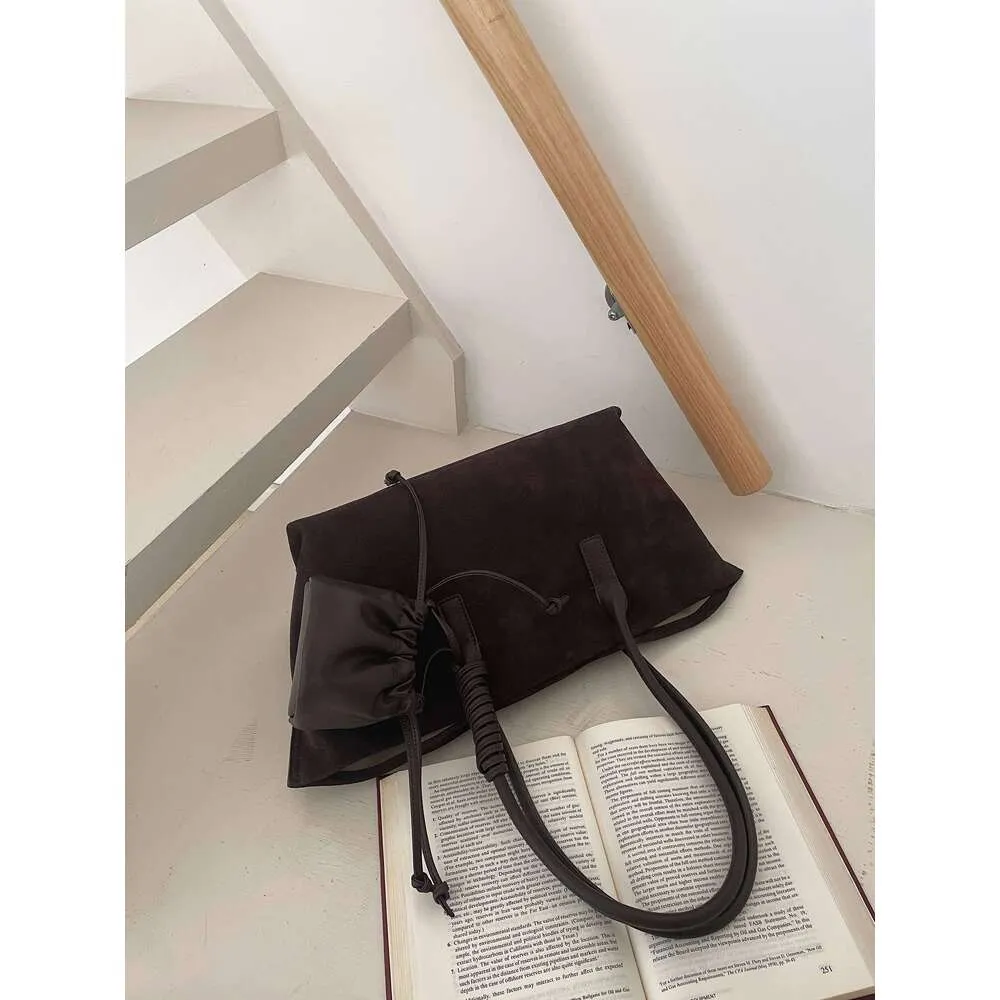 Borsa a spalla da donna in camoscio oversize tote casual di lusso_voghion.com