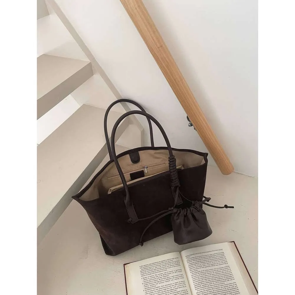 Borsa a spalla da donna in camoscio oversize tote casual di lusso_voghion.com