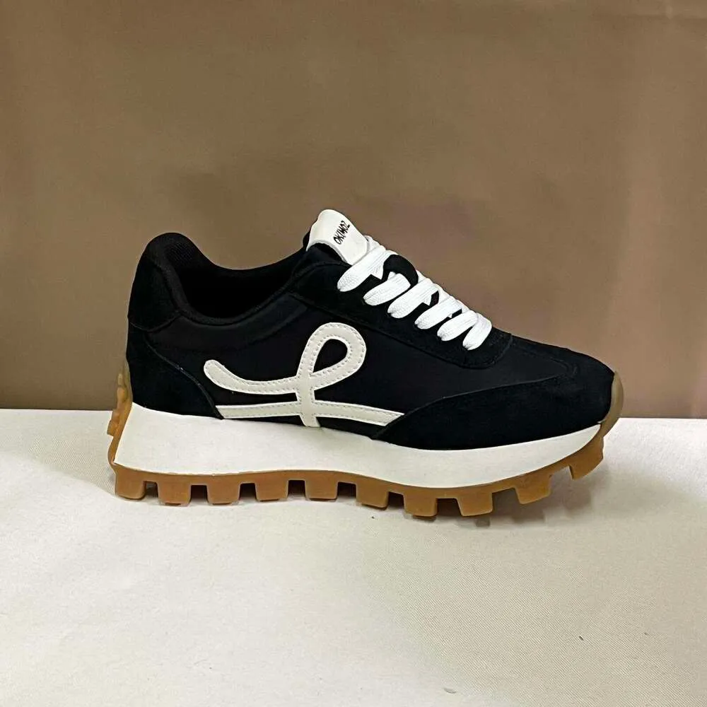 OKIMOZ Retro Chunky Platform Black White Casual Breathable Sneakers Light Weight Walking Shoes Anti Slip Gym Sneakers_voghion.com