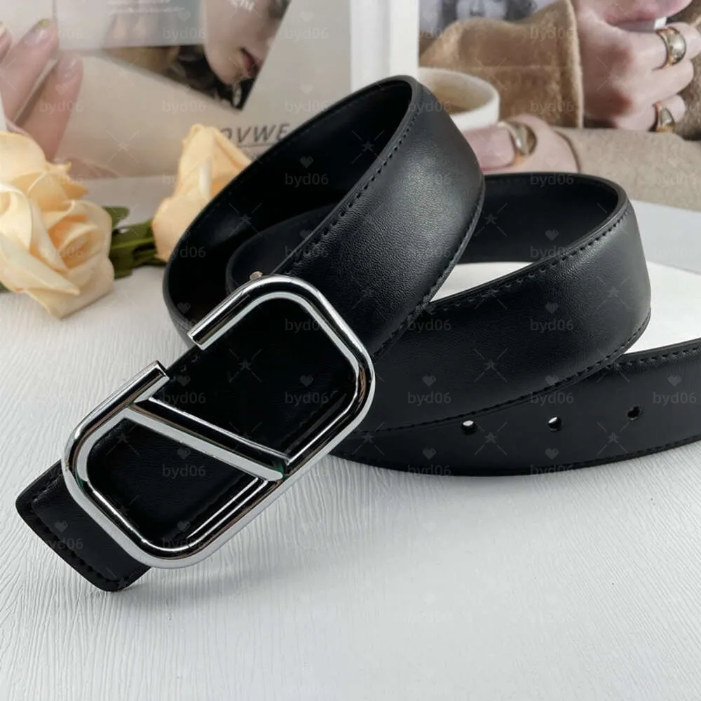 2026 Luxury Designer Leather Belt With Gold Metal... From  display picture 3