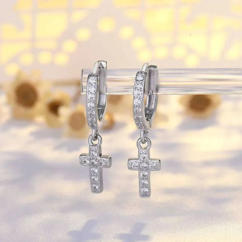 925 Sterling Silver Cross Stud Earrings With 5a Zircon For Women_voghion.com