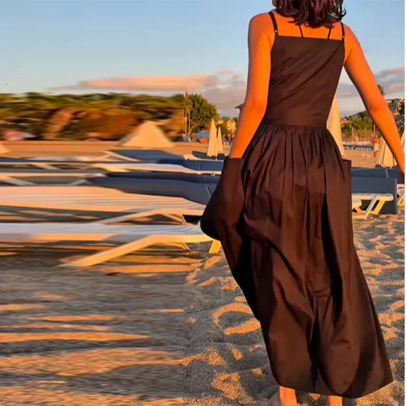 loose halter maxi dress Chic Sleeveless with Lace-Up, Pockets, Casual Beach Vacation Vestidos for Women Summer Halterneck dress