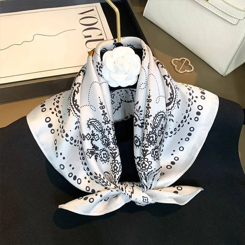 Retro Paisley Satin Cotton Square Scarf 100%... From  display picture 2