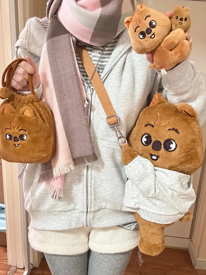 SKZOO Stray Kids Plush Animal Doll Crossbody Bag  From Deng08