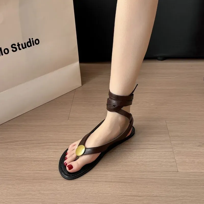Comfortable Women's Flat Sandals Summer Retro Platform Gladiator_voghion.com
