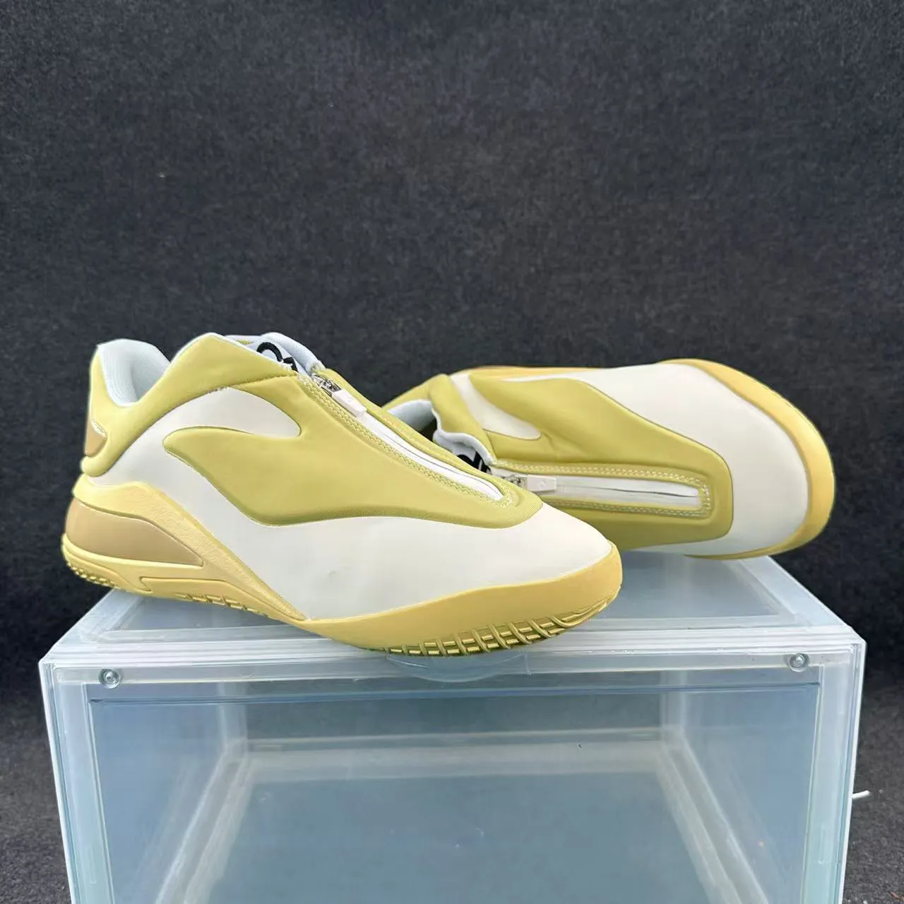 Low Cut Basketball Shoe Guide: Men & Unisex