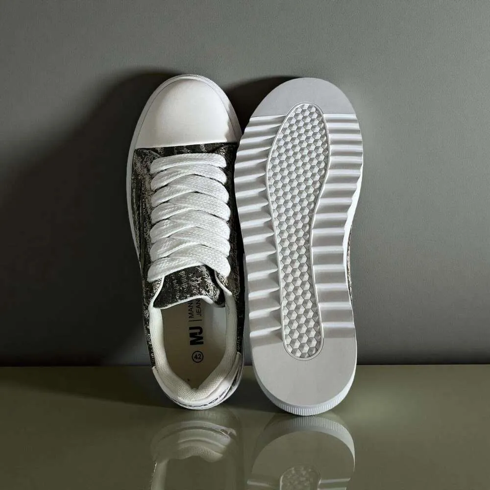 Okimoz Green White Textured Platform Sneakers Casual Comfortable Thick Soled Shoes Big Size_voghion.com