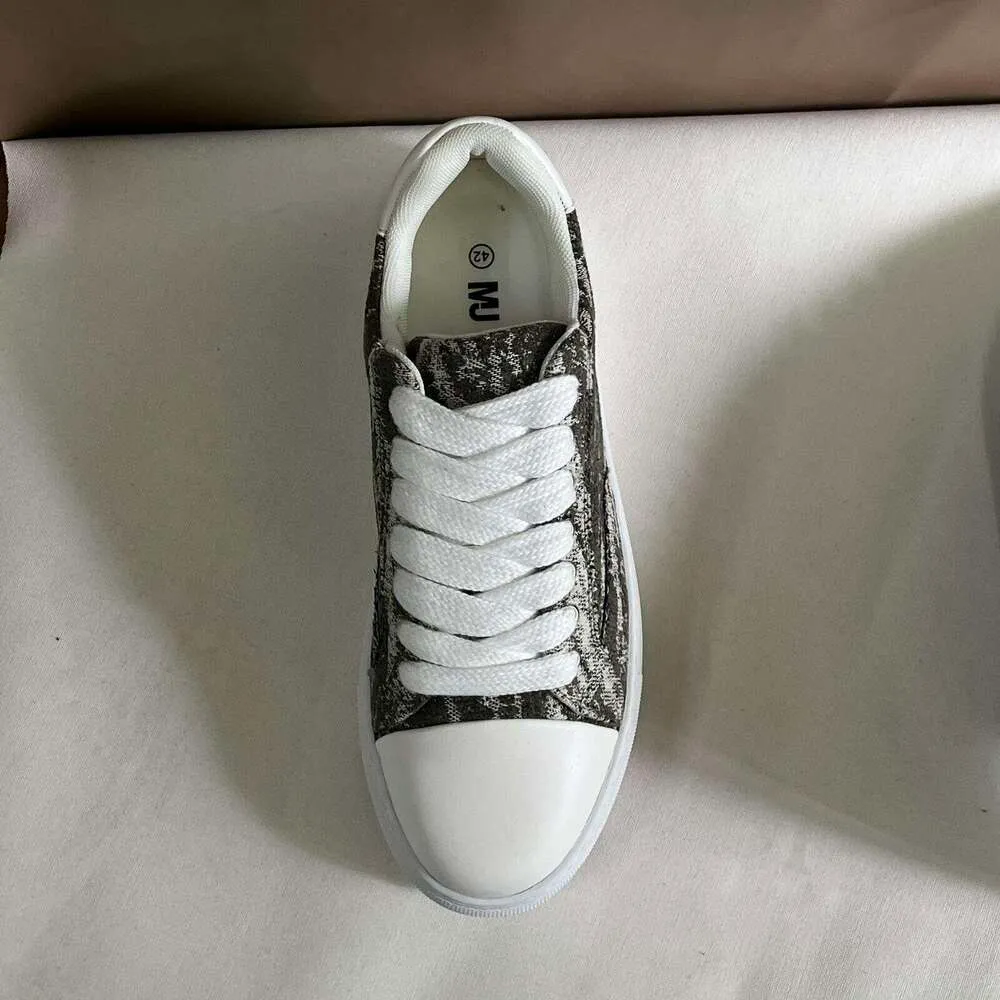 Okimoz Green White Textured Platform Sneakers Casual Comfortable Thick Soled Shoes Big Size_voghion.com