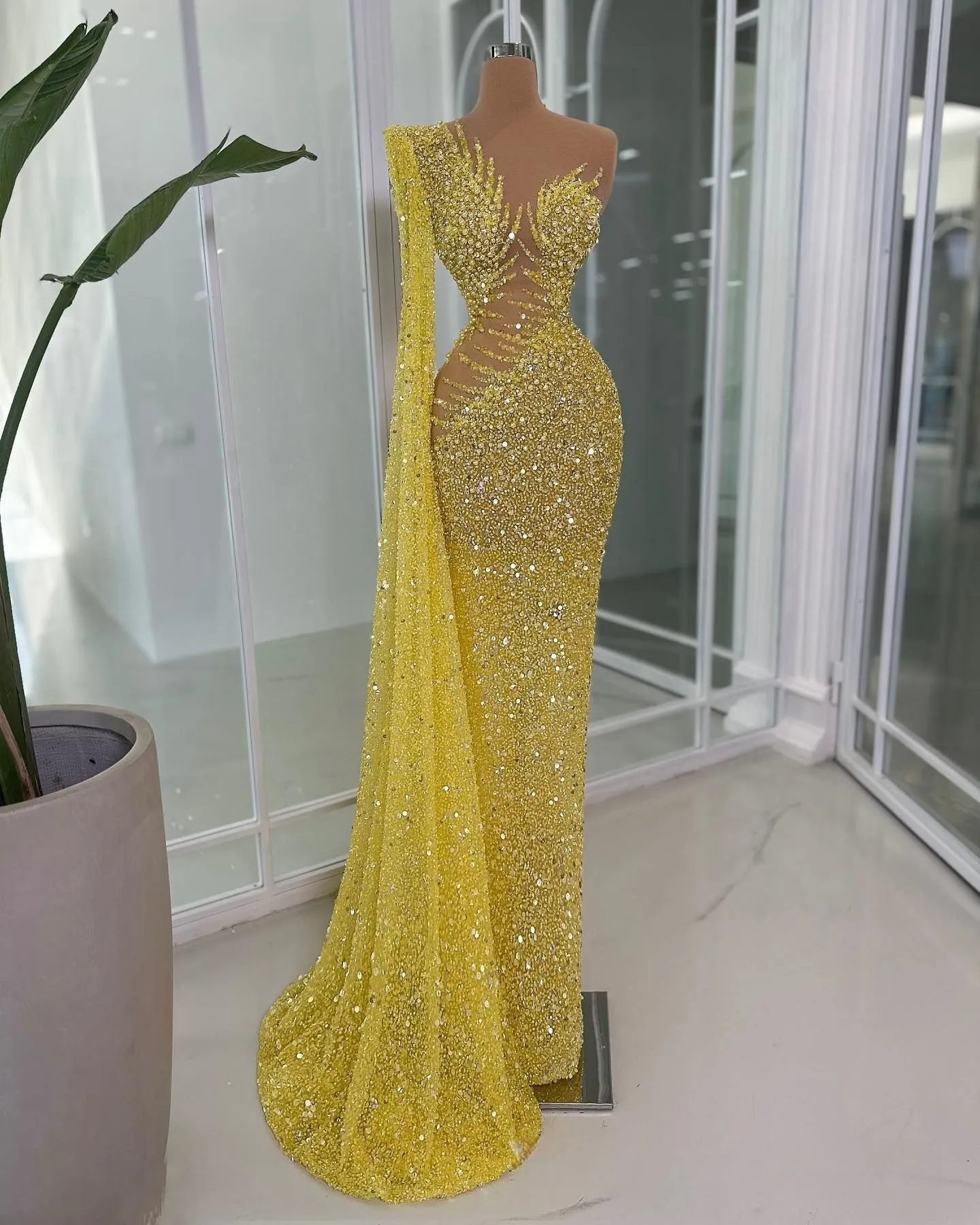 Yellow Prom Dresses For Black Women Illusion Jewel... From Haiyan4419, $106  | DHgate.Com