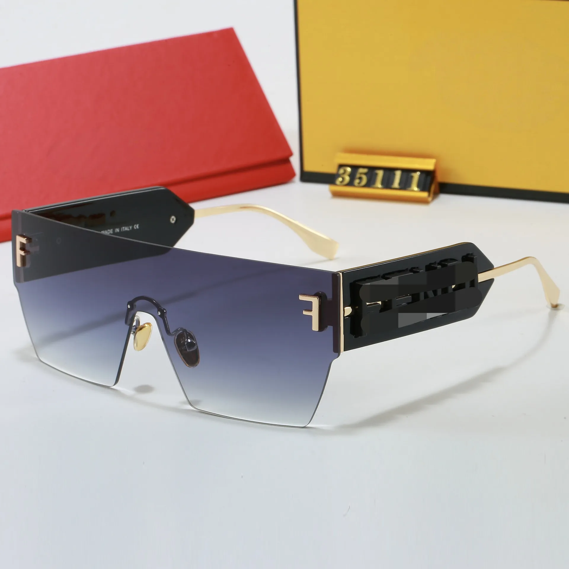 Oversized Cat Eye Polarized Sunglasses UV400 Protection TR90 Frame Vintage Women TR90 Cat Eye Photochromic Grey Reading Glasses  main image 2