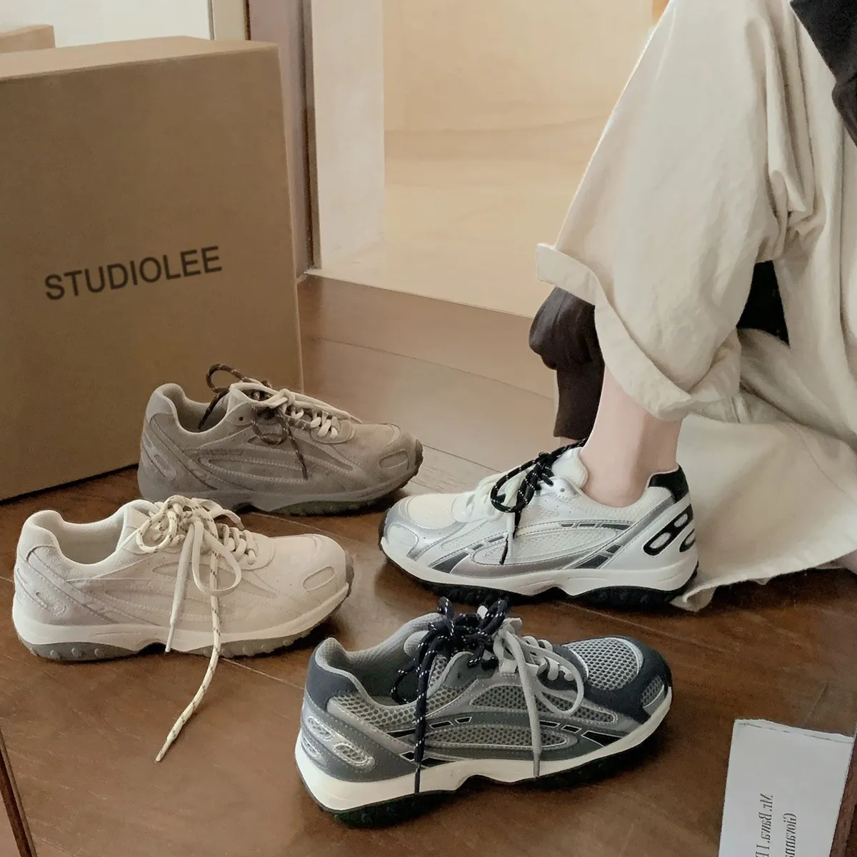 Luxuriöse Retro Sneaker Aus Mesh Und Wildleder Mit Chunky Sohle_voghion.com