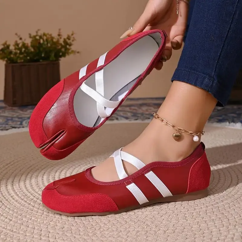 Comfortable Women's Tabi Flat Sandals Non-slip Walking Shoes_voghion.com