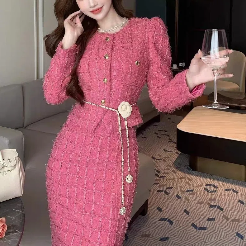Vintage Sleeveless A-Line Woolen Patchwork Midi Dress with Short Tweed Jacket Set for Women from Dhgate Two Piece Dress - price 108.25 Vintage Sleeveless A-Line Woolen Patchwork Midi Dress with Short Tweed Jacket Set for Women from Dhgate Two Piece Dress - price 108.25