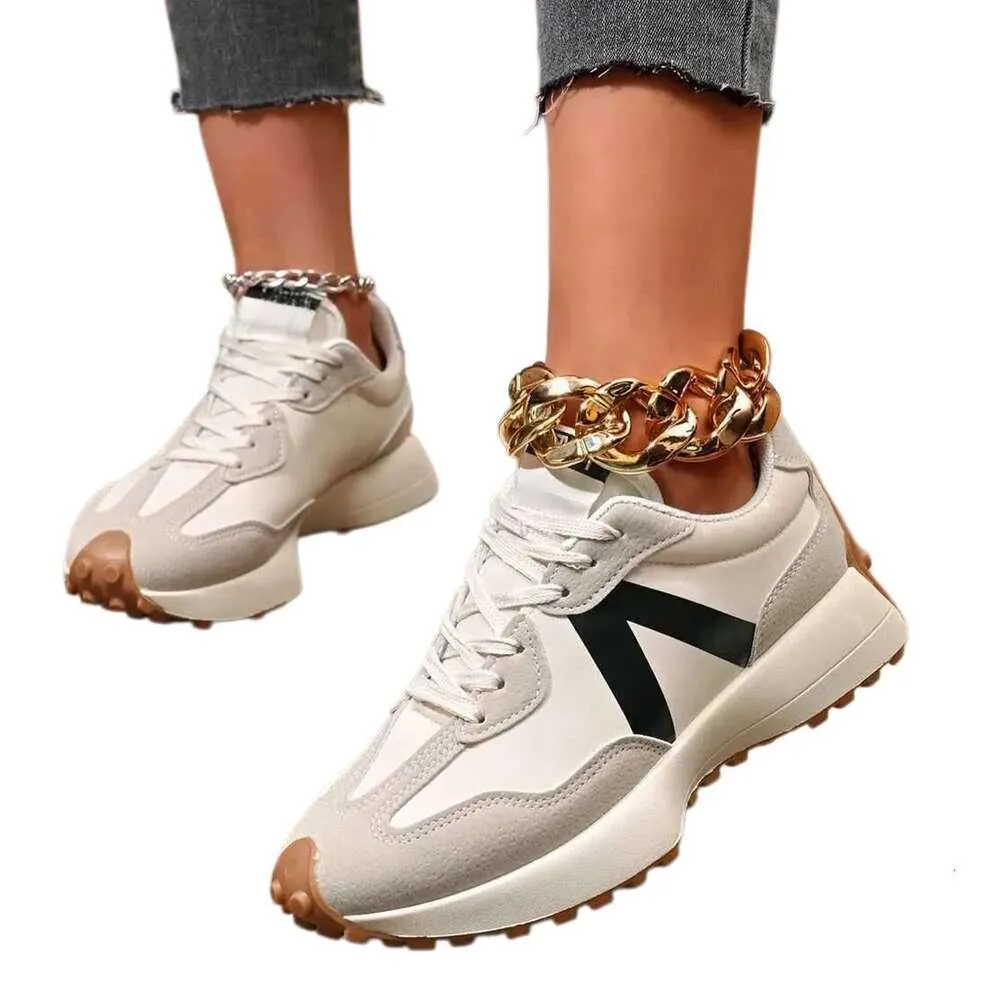 Running Sneaker Designer New Casual Versatile Thick Soled Sports Sneakers Fashionable High Quality Luxury Lace Up Shoes_voghion.com