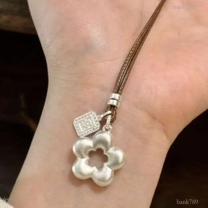 Fortune Horse Long Sweater Necklace For Women Cute And Exquisite Hollow Flower Pendant Accessory_voghion.com