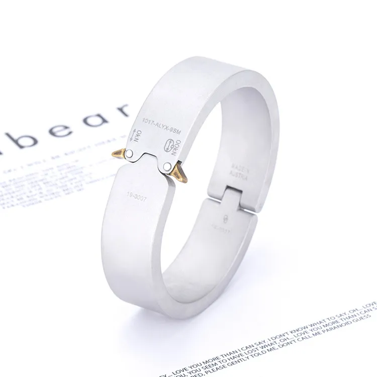 アクセサリー ALYX Giant Leather l Bangle Alyx Aluminium Alloy Geometric Bangle Bracelet for Men and Women