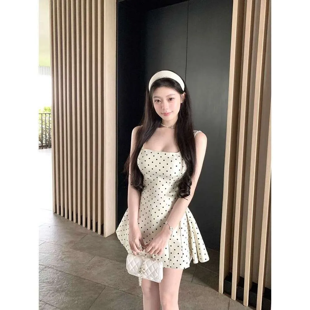 theory corset t shirt dress Guizio Mynette White / XXS Mondressy Prom Dresses 2026 model_mahalia Choose Color:Green A rich texture emboldens