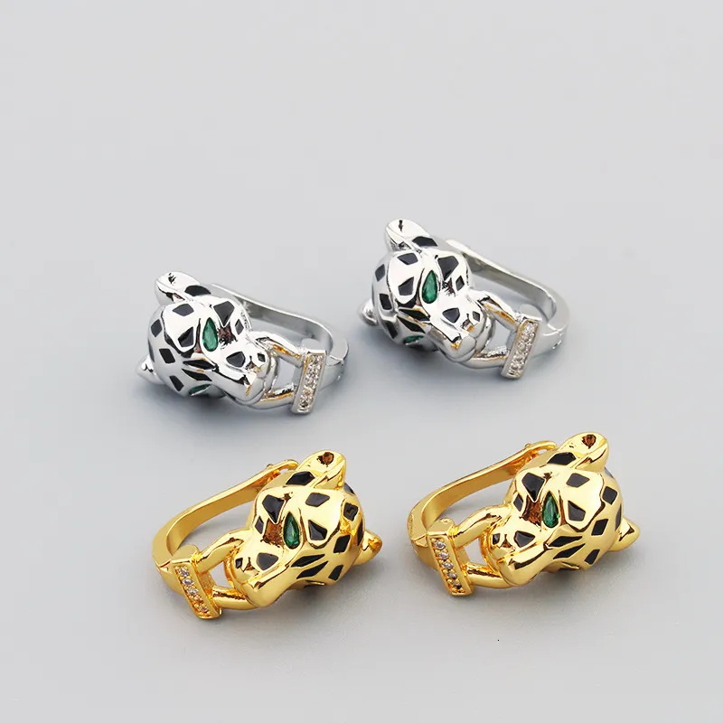 Statement Leopard Crystal Stud Earrings For Everyday Styling_voghion.com