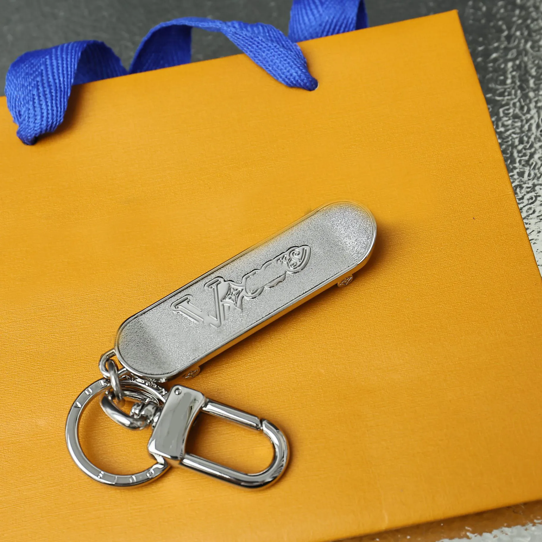 Key Chain for Men Skateboard