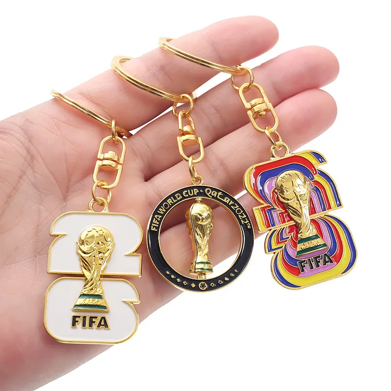 TBCDS 10 Pièces Football Keychain, Football Keychain 2026 World Cup, Porte-Clés en Métal Football en Argent Comprend un Sac, Carte et Cordon en Jute TBCDS 10 Pièces Football Keychain, Football Keychain 2026 World Cup, Porte-Clés en Métal Football en Argent Comprend un Sac, Carte et Cordon en Jute