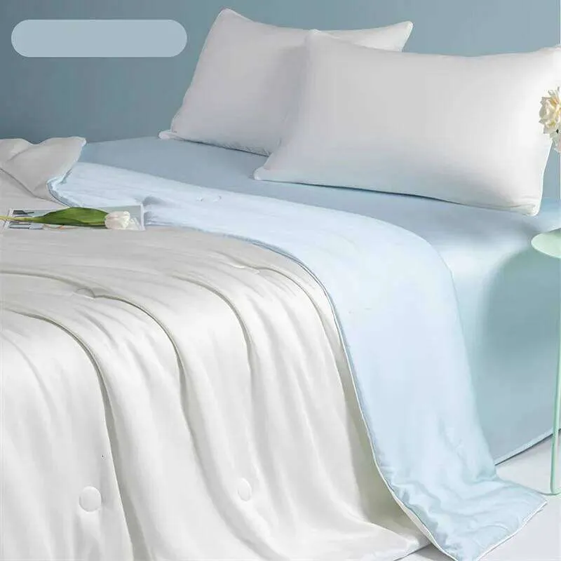 Summer Cooling Quilt And Pillowcase Set Silky Soft Bedding 3pcs_voghion.com