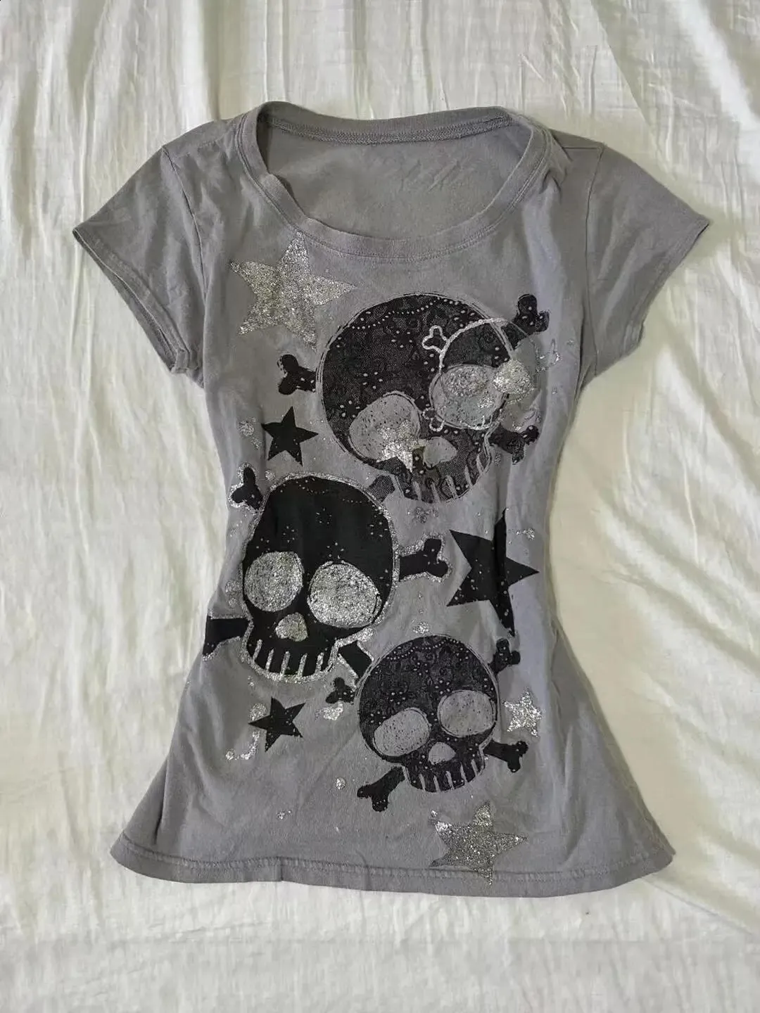 Japanese Y2K Womens Graphic Tees 2000s Star Skull From Zara03