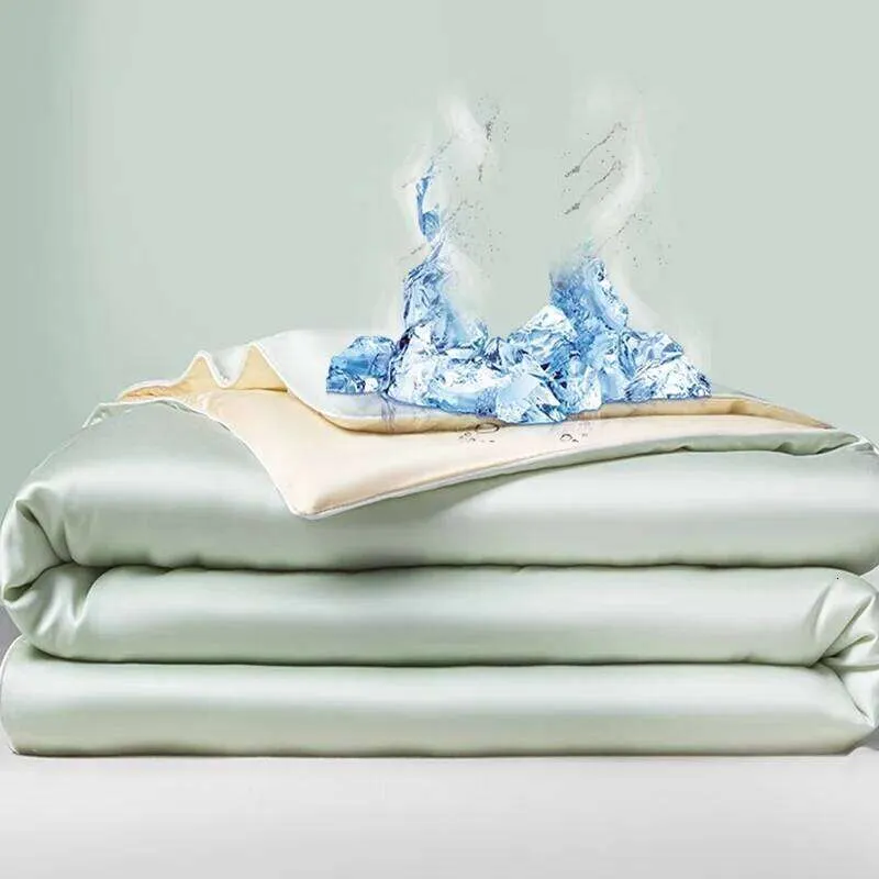 Summer Cooling Quilt And Pillowcase Set Silky Soft Bedding 3pcs_voghion.com