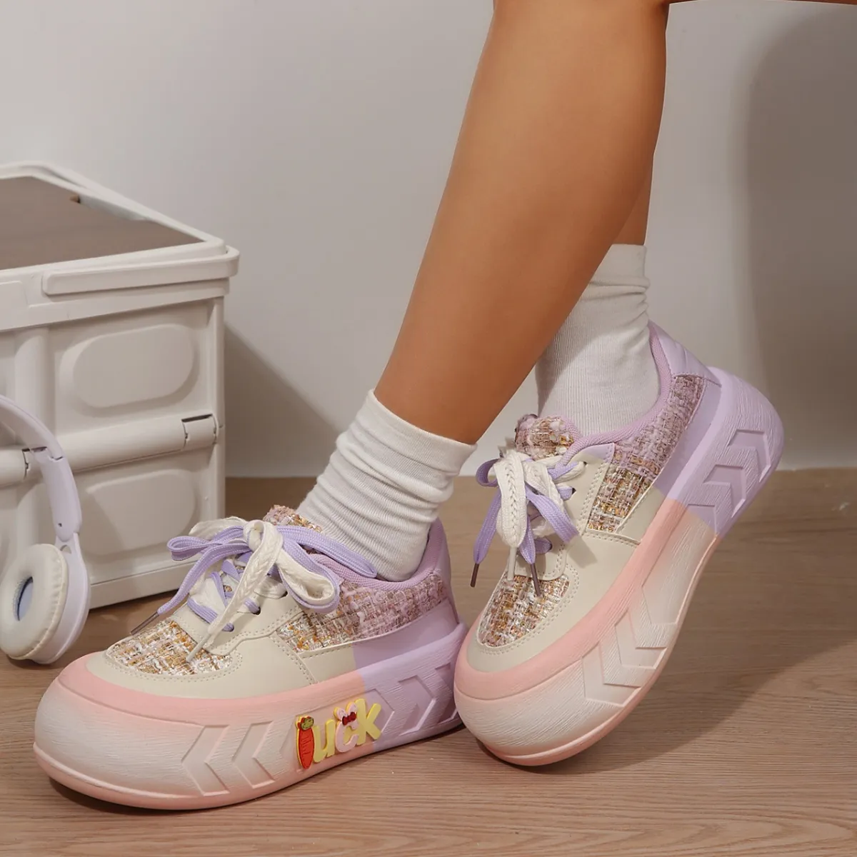 靴 Yukina Kawaii Bahar Kadınlar Için 5 CM Kawaii Yaz Rahat Nefes Lüks Yi TL1