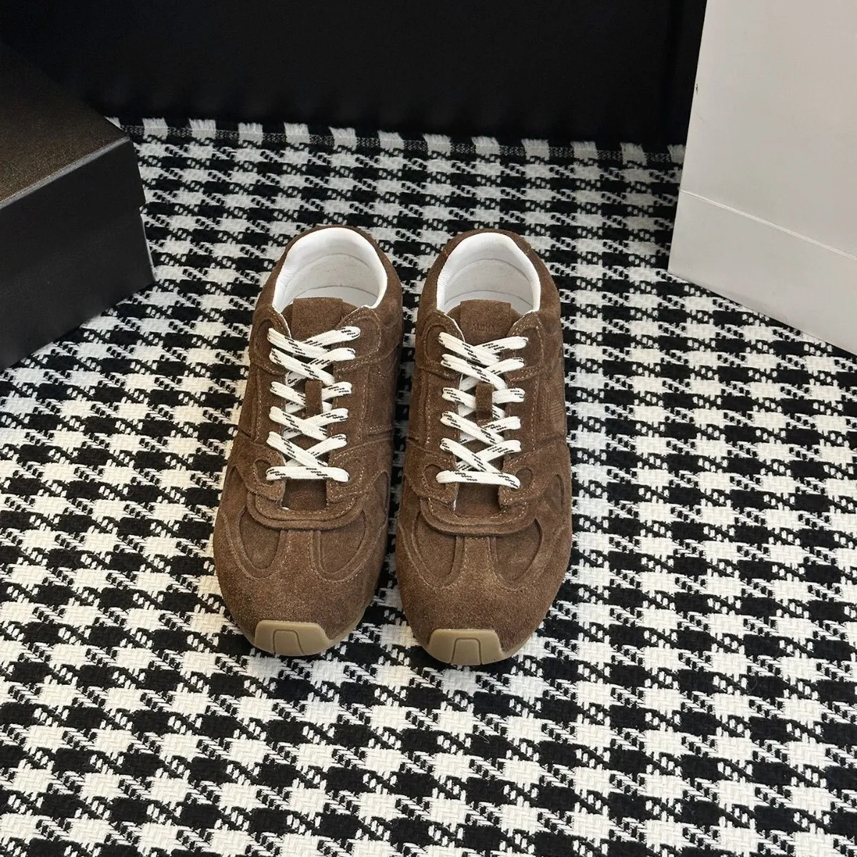 2026 Tasarımcı Moda Retro Alman Antrenman Yi TL5,103.74 | DHgate
