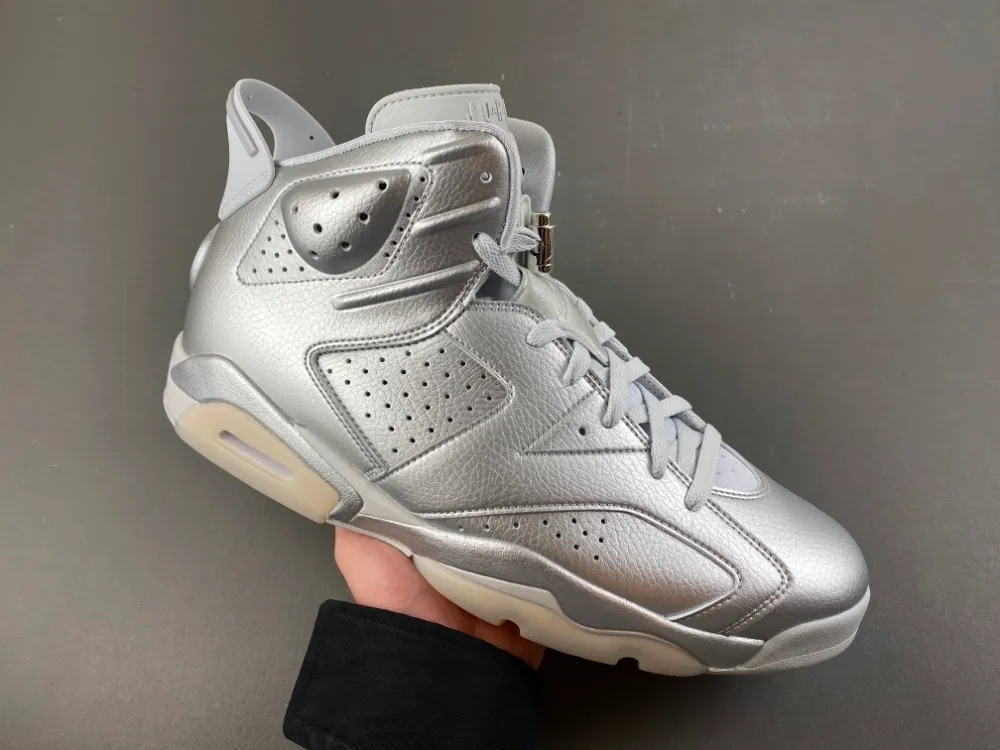6 Silver Metallic Unisex Basketball Shoes 6s High Top  display picture 1