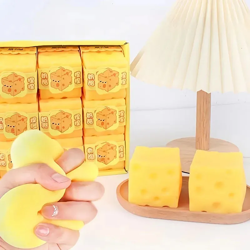 Juguete Antiestrés De Queso – Bloque De Silicona Blanda De 6x6 Cm, Apretable Y Deforme, Ideal Para Aliviar Tensión En Niños Y Adultos