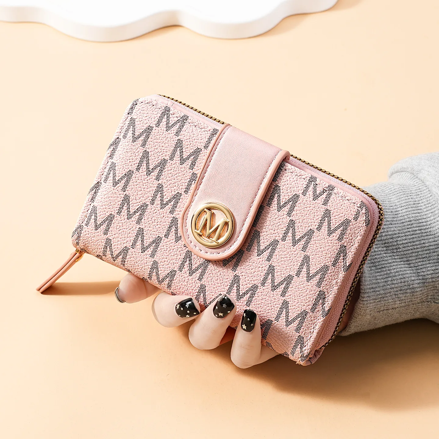 Minimalist Mid Length Non Custodial Wallet With... 