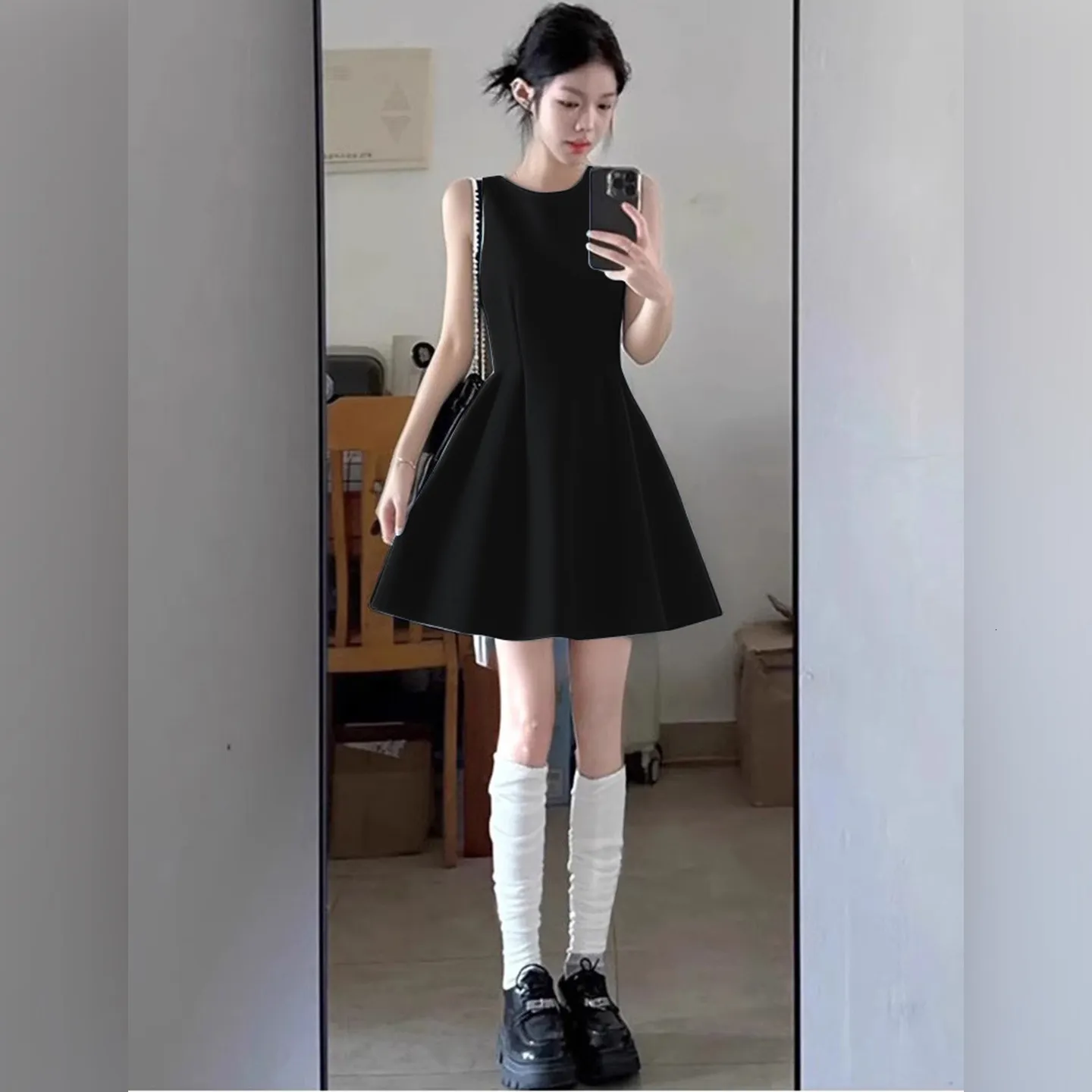 sleeveless designer dresses Sleeveless Designer Dresses