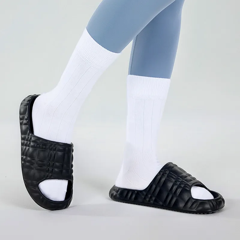 Slides Couple Ultra Light Trendy Plaid Pattern EVA Slippers Summer Outdoor Beach Sandals Fashionable Non Slip Solid_voghion.com