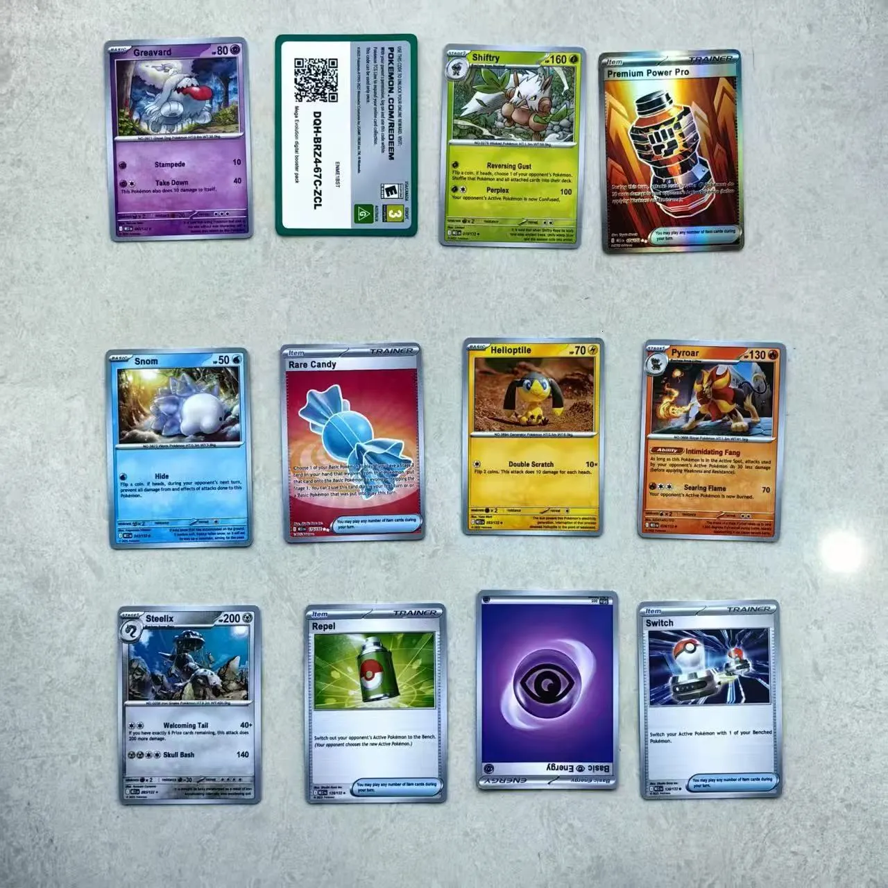big pokemon card box Pokmon TCG: Mega Evolution 1 Foil Promo Card Featuring Salamence ex 1 Foil Promo Card Featuring Reshiram ex 1 Oversized Foil Card Featuring Salamence ex 10 Pokemon Booster Packs This product is a Hobby Exclusive Pokemon: Mega Latias ex Box