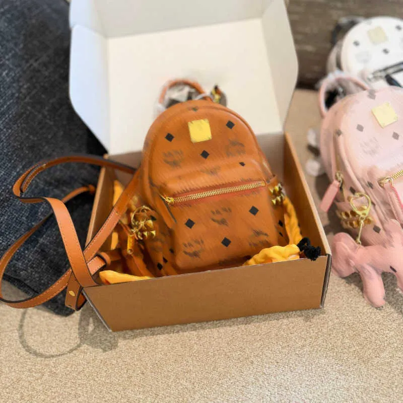 jet set travel large saffiano leather tote bag michael kors Michael bag type:Backpack zip fastening Belkin Slim Laptop Backpack Color:Concrete Tan