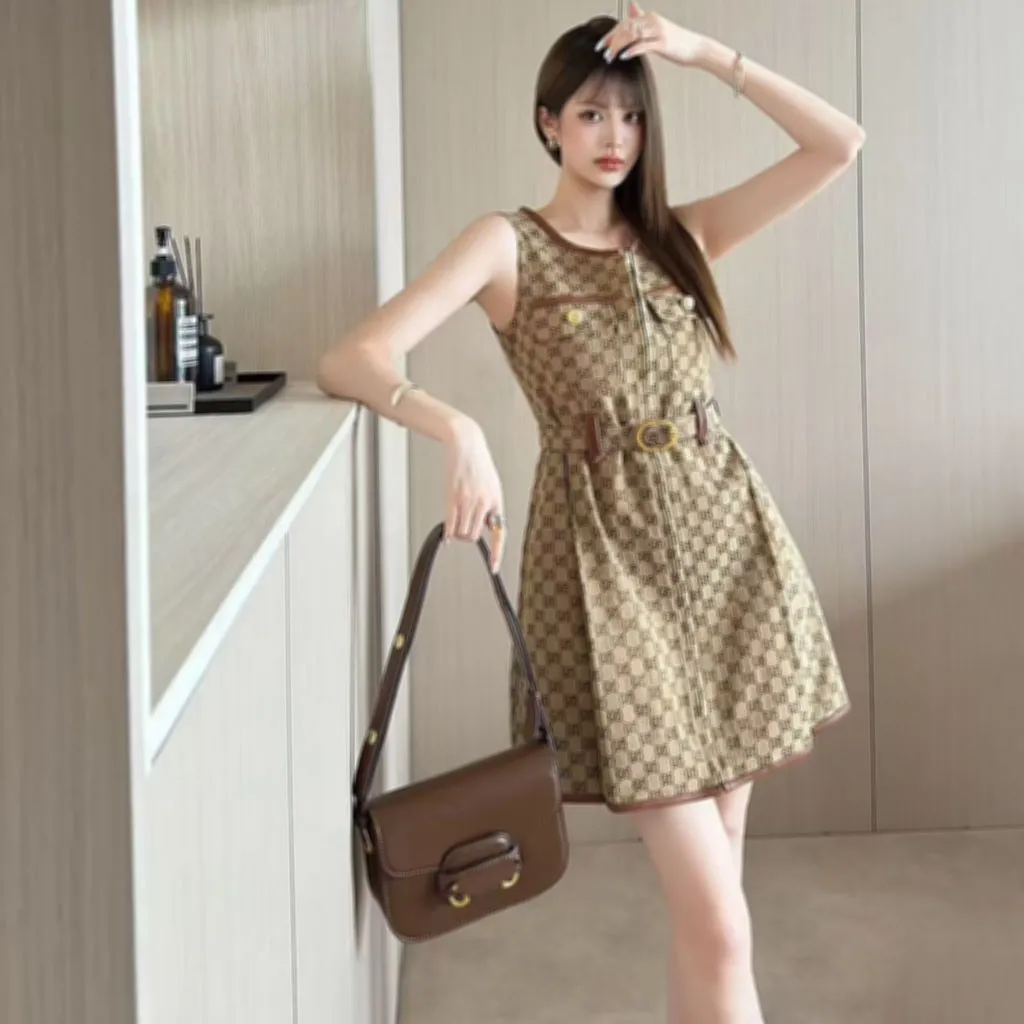 Luxury brand designer clothing - New spring/autumn 2026s'sslimming jacquard lettered women's dresses, elegant waist-wrapped dresses available for ... Luxury brand designer clothing - New spring/autumn 2026s'sslimming jacquard lettered women's dresses, elegant waist-wrapped dresses available for ...