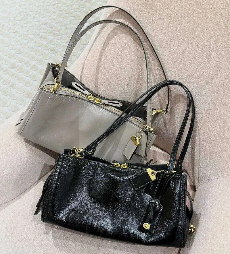 あんどれ 2026 New Classic Rogue 34 Satchel Bag Niche Premium From