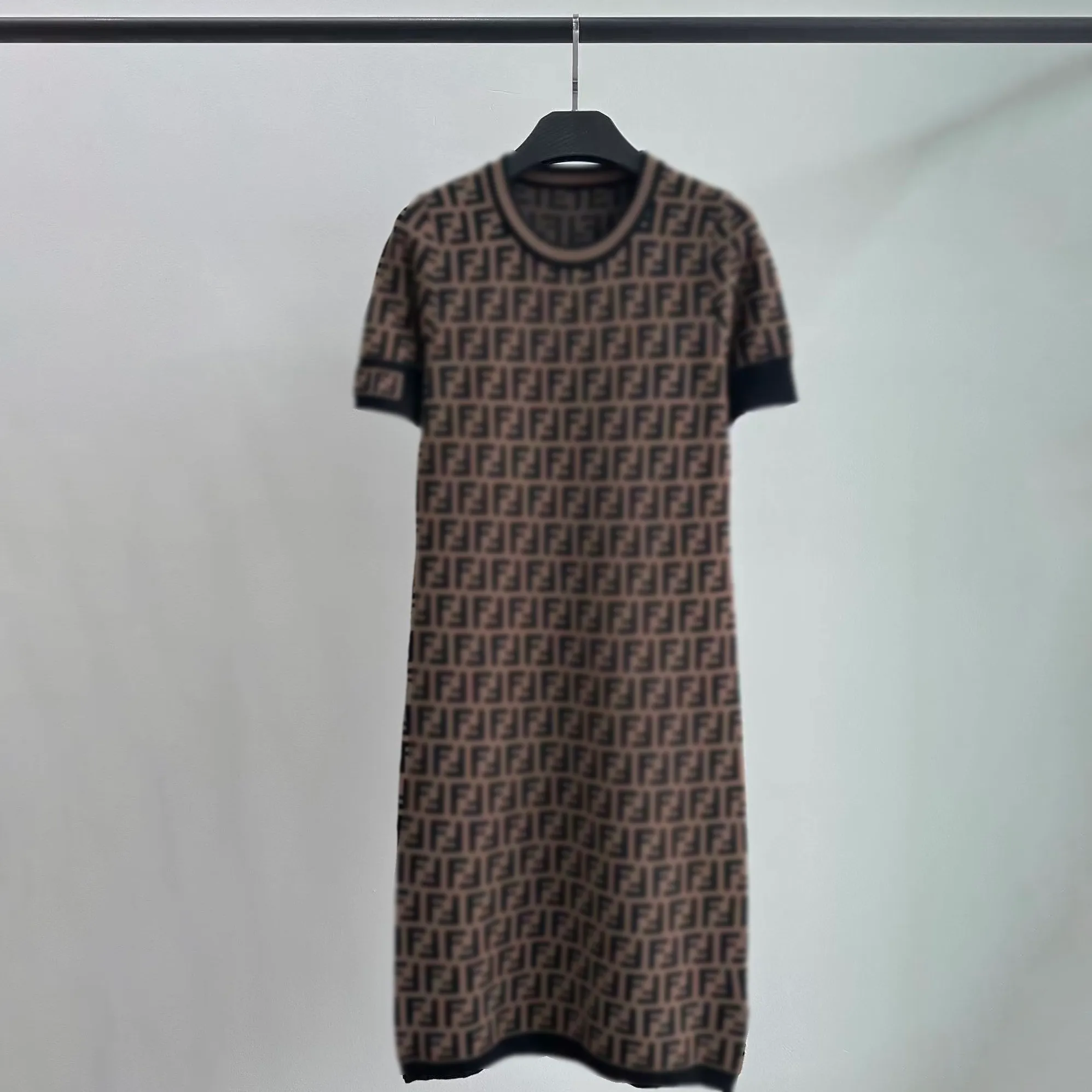 Designer Style Knitwear Women Letter Print Knitted Dress Long Sleeve  Cardigan Sweater Round Neck Short Sleeve Polo Dress Fashion Outfits Set