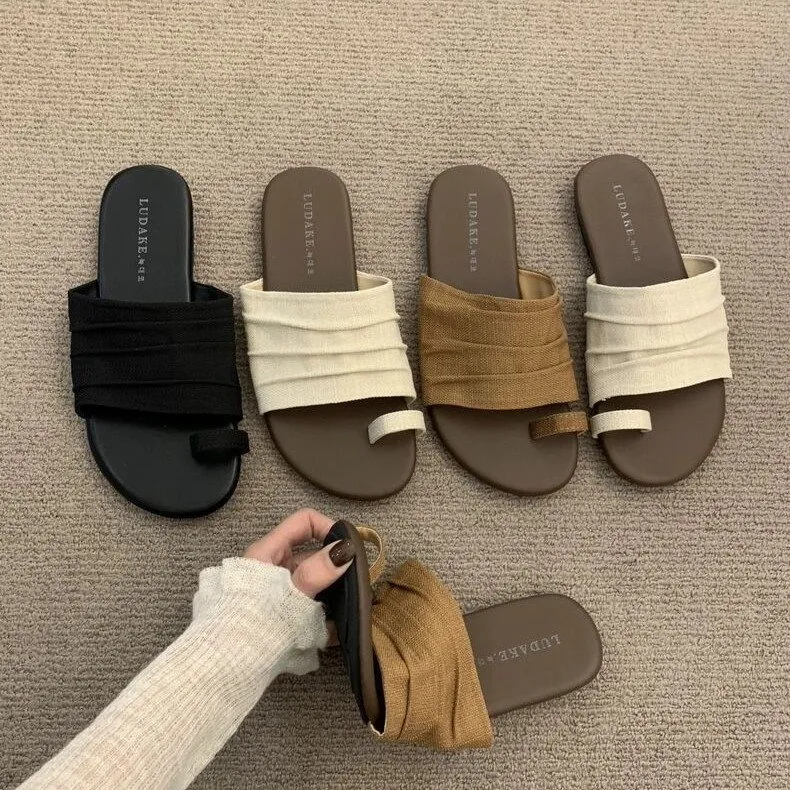 Comfortable New Toe Set 2026 Simple One Word Belt Soft Bottom Korean Edition Cool Slippers For Women's Summer Outerwear_voghion.com