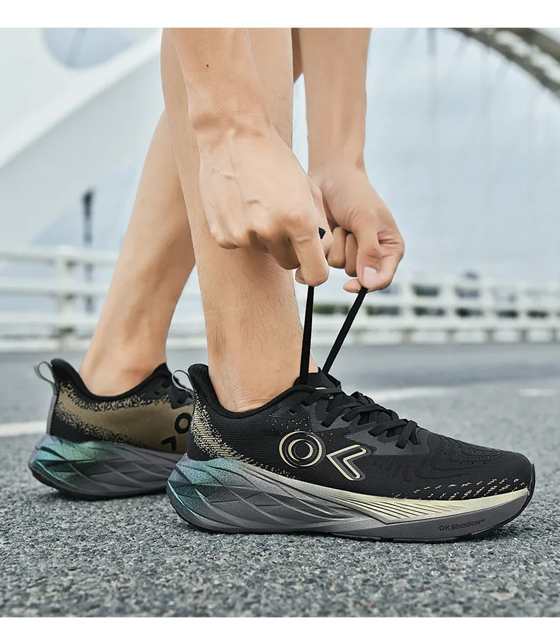Black Chunky Mesh Dad Sneakers With Reflective Accents For All_voghion.com