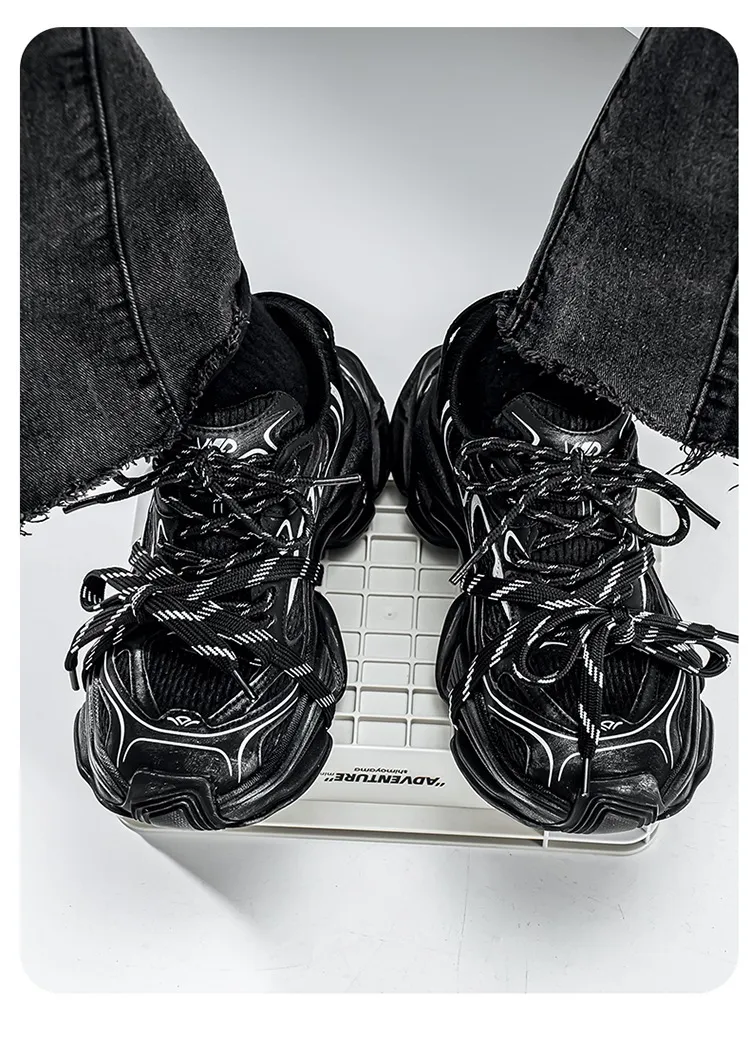 Men's Black Chunky Mesh Running Shoes With Reflective Details_voghion.com
