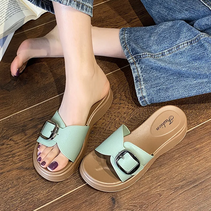 Spedizione gratuita 2026 Nuove pantofole estive da donna con suola spessa antiscivolo, alla moda e versatili, fresche e alla moda._voghion.com