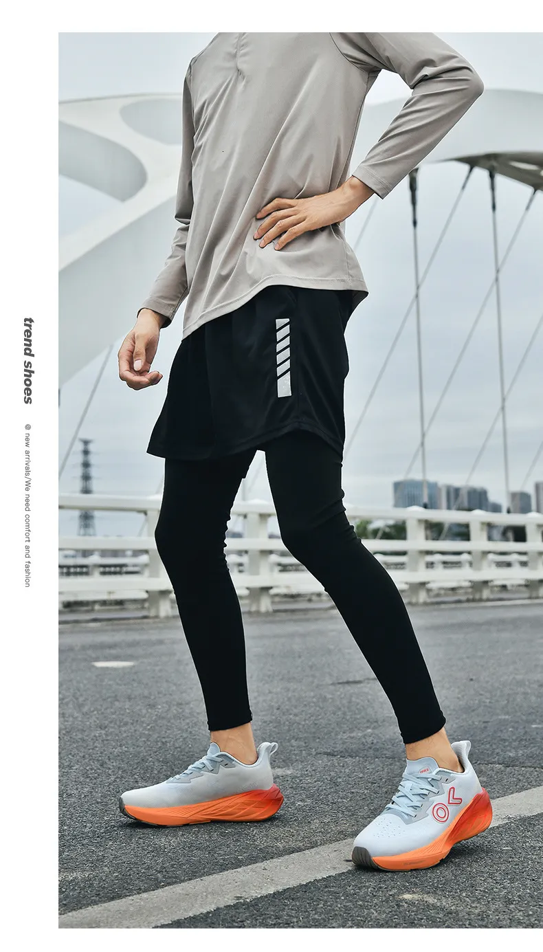Black Chunky Mesh Dad Sneakers With Reflective Accents For All_voghion.com