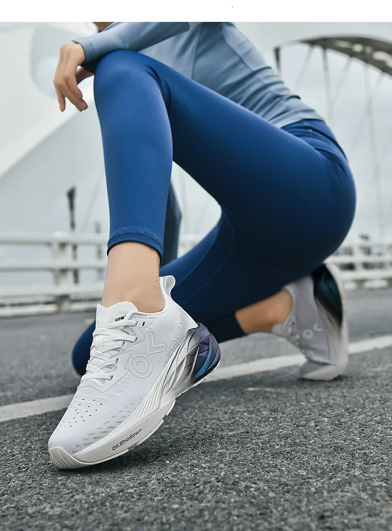Black Chunky Mesh Dad Sneakers With Reflective Accents For All_voghion.com
