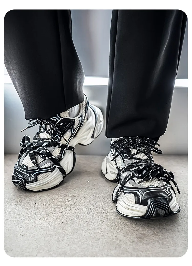 Men's Black Chunky Mesh Running Shoes With Reflective Details_voghion.com