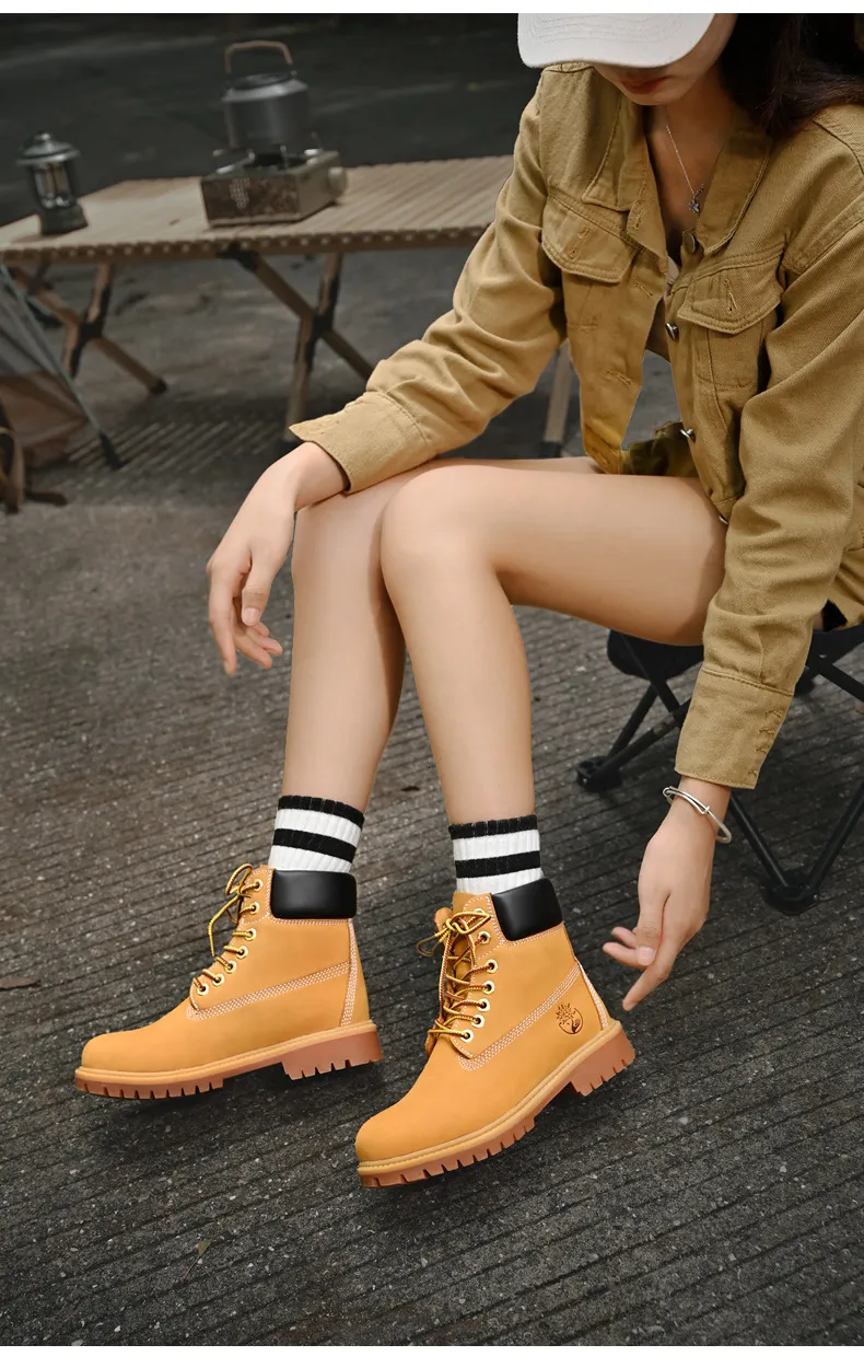 Stivaletti robusti in nubuck per uomo e donna con cuciture_voghion.com