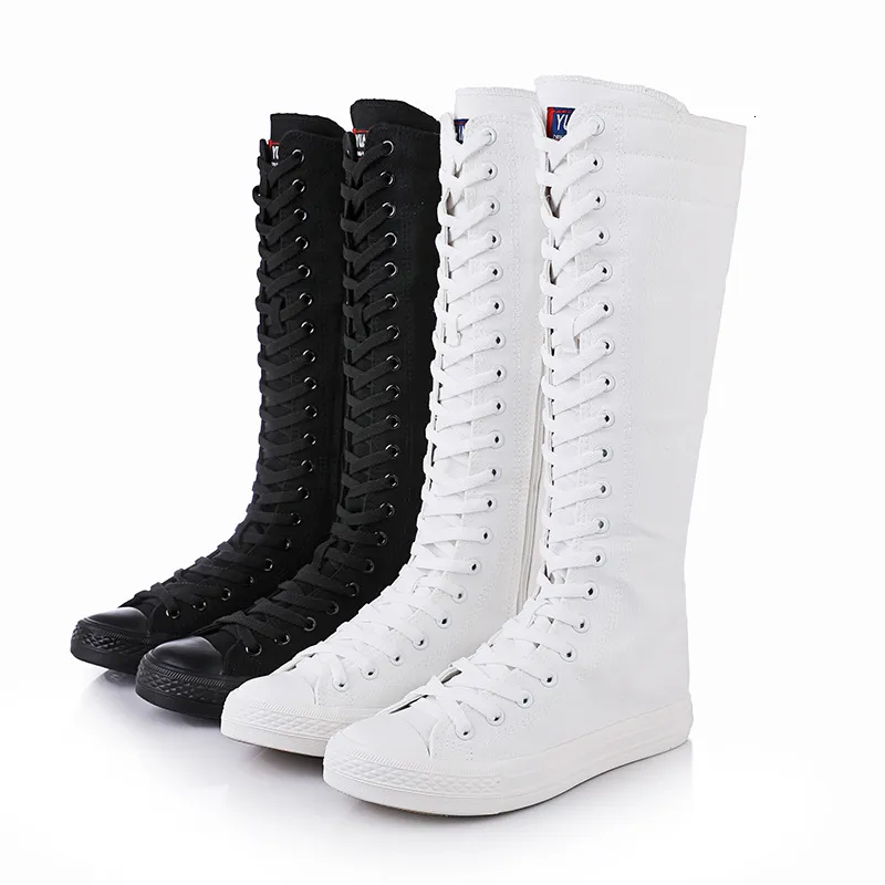 Botas femininas pretas de lona, cano alto com amortecimento, zíper lateral e cadarços._voghion.com